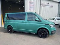 VOLKSWAGEN TRANSPORTER SHUTTLE