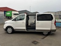 HYUNDAI I800